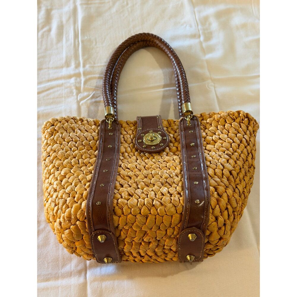 XOXO Straw Handbag Shoulder Bag Lined Gorgeous